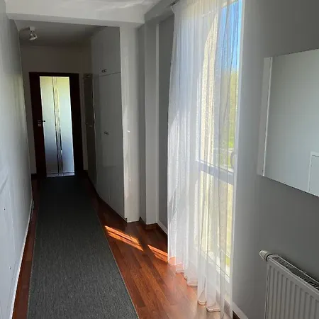 Anrema Trzy-pokojowy Apartament Апартаменты